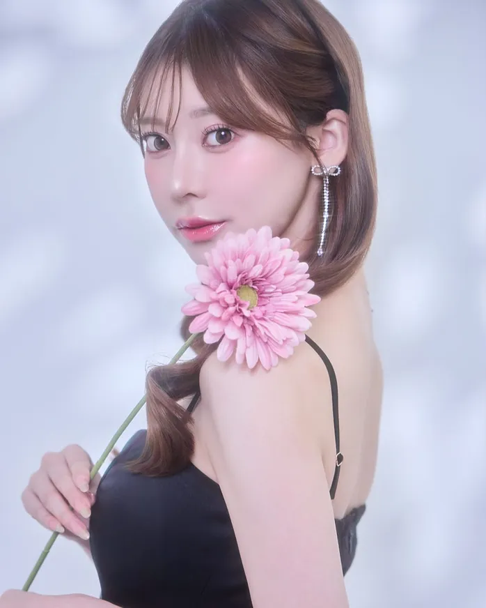 คาเอเดะ ฟูอะ เน็ตไอดอล